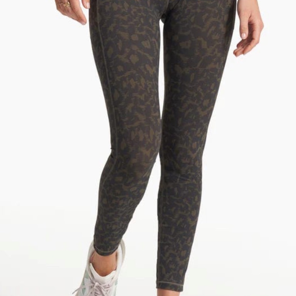 Vuori Studio Pocket Leggings